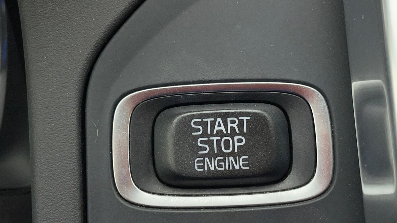 Volvo XC60 T5 INSCRIPTION 2 | Zero Down Payment | Home Test Drive