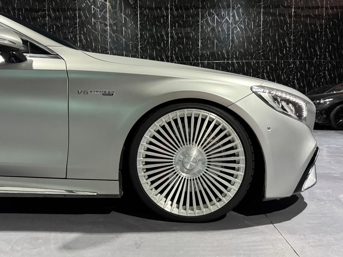 Mercedes Benz S63 AMG 5.5 L V8