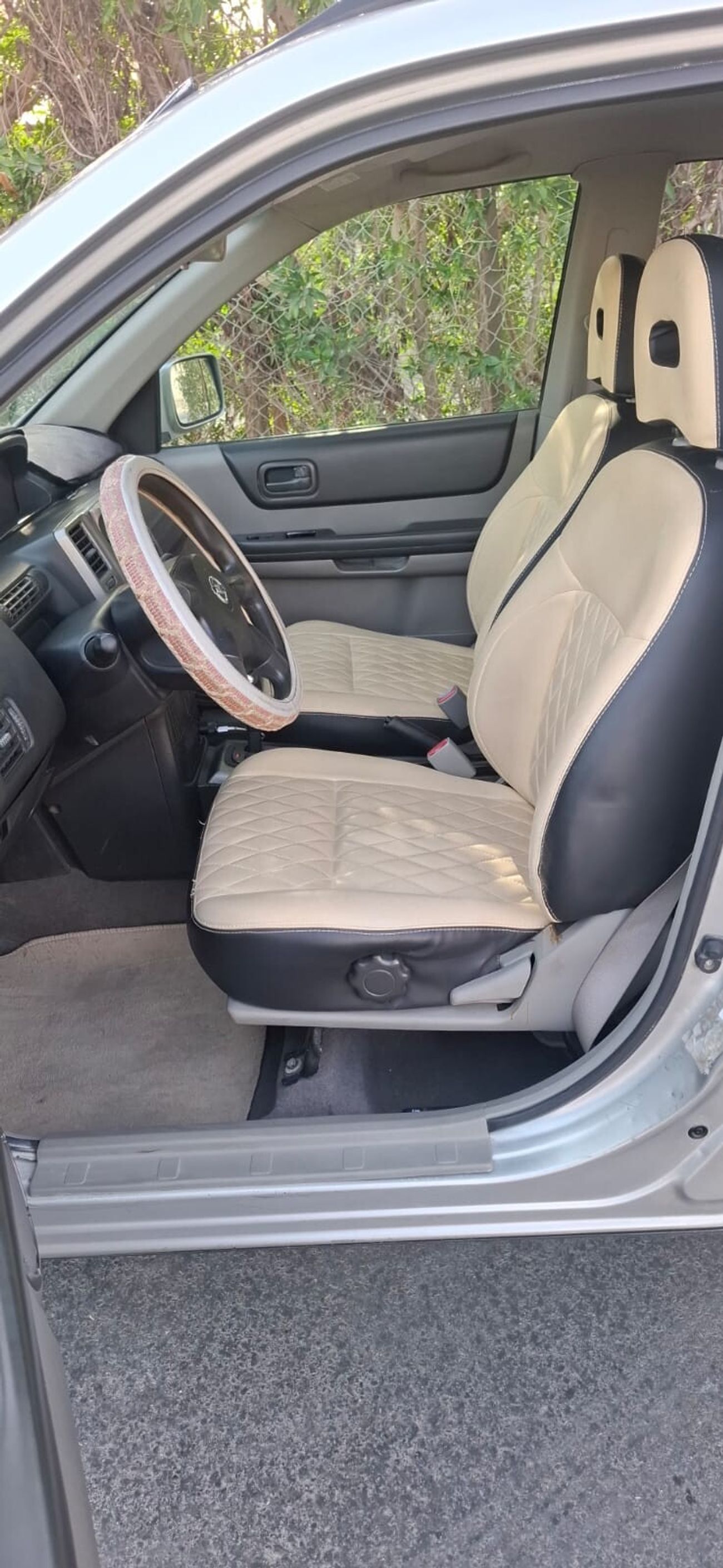 نيسان إكس تريل