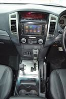 Mitsubishi Pajero Full option clean car