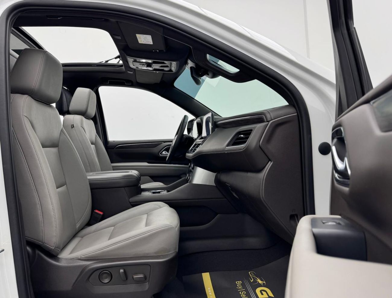 Chevrolet Tahoe LT 5.3L 4WD 2023 Chevrolet Tahoe LT Z71, 2028 Chevrolet Warranty, Chevrolet Service History, GCC