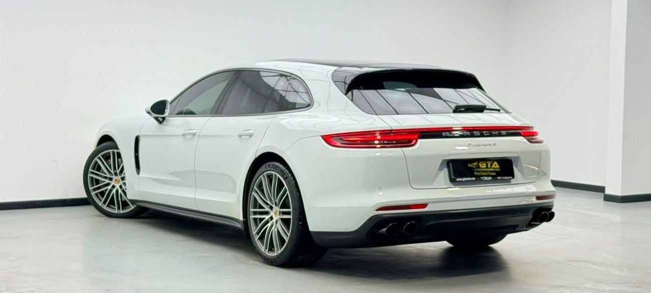 Porsche Panamera 4 SPORT TURISMO 2018 Porsche Panamera 4 Turismo, Full Porsche Service History, Sport Chrono Package, GCC