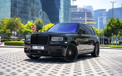 رولز رويس كولينان BLACK BADGE