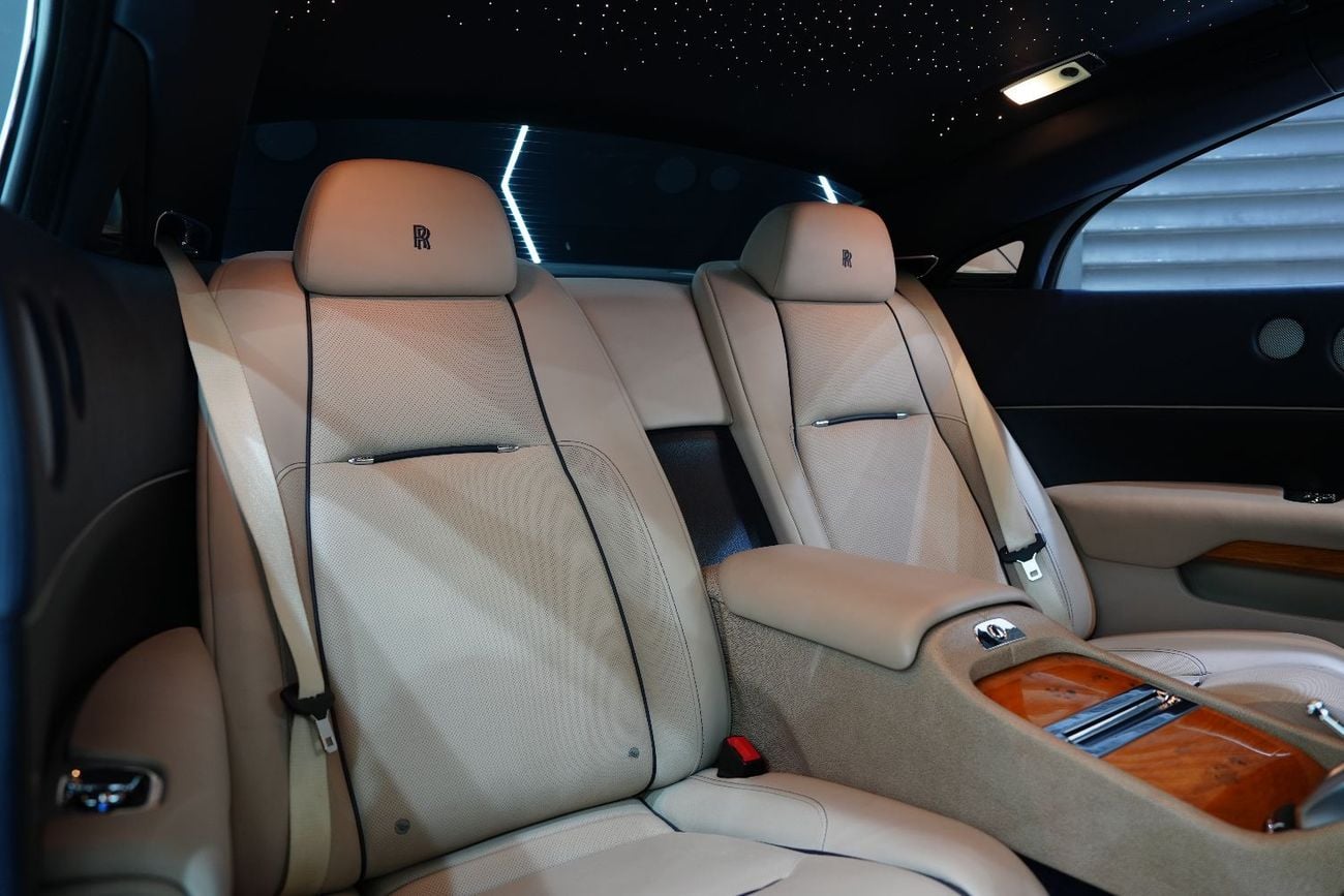 رولز رويس واريث STANDARD Two-Tone, Starlight Headliner, GCC Specs!!