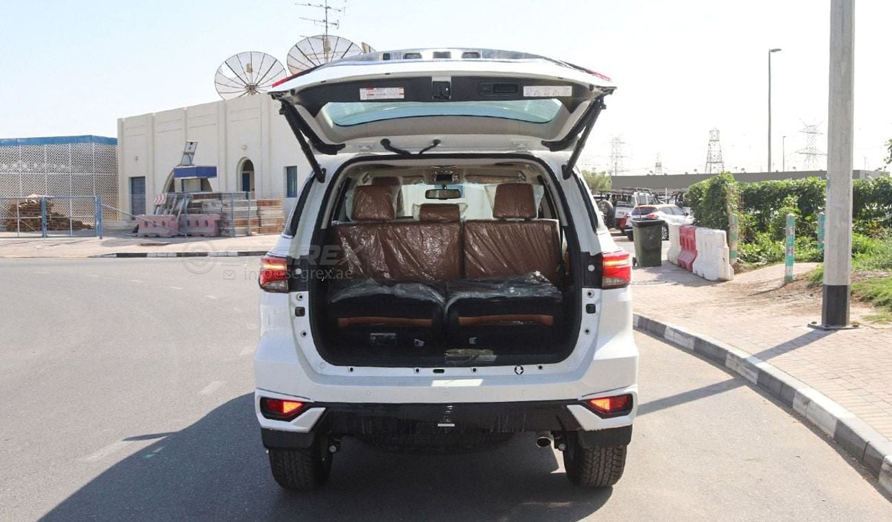 تويوتا فورتونر 2025 Model Toyota Fortuner VXR+, 4.0L Petrol 4WD 6A/T 