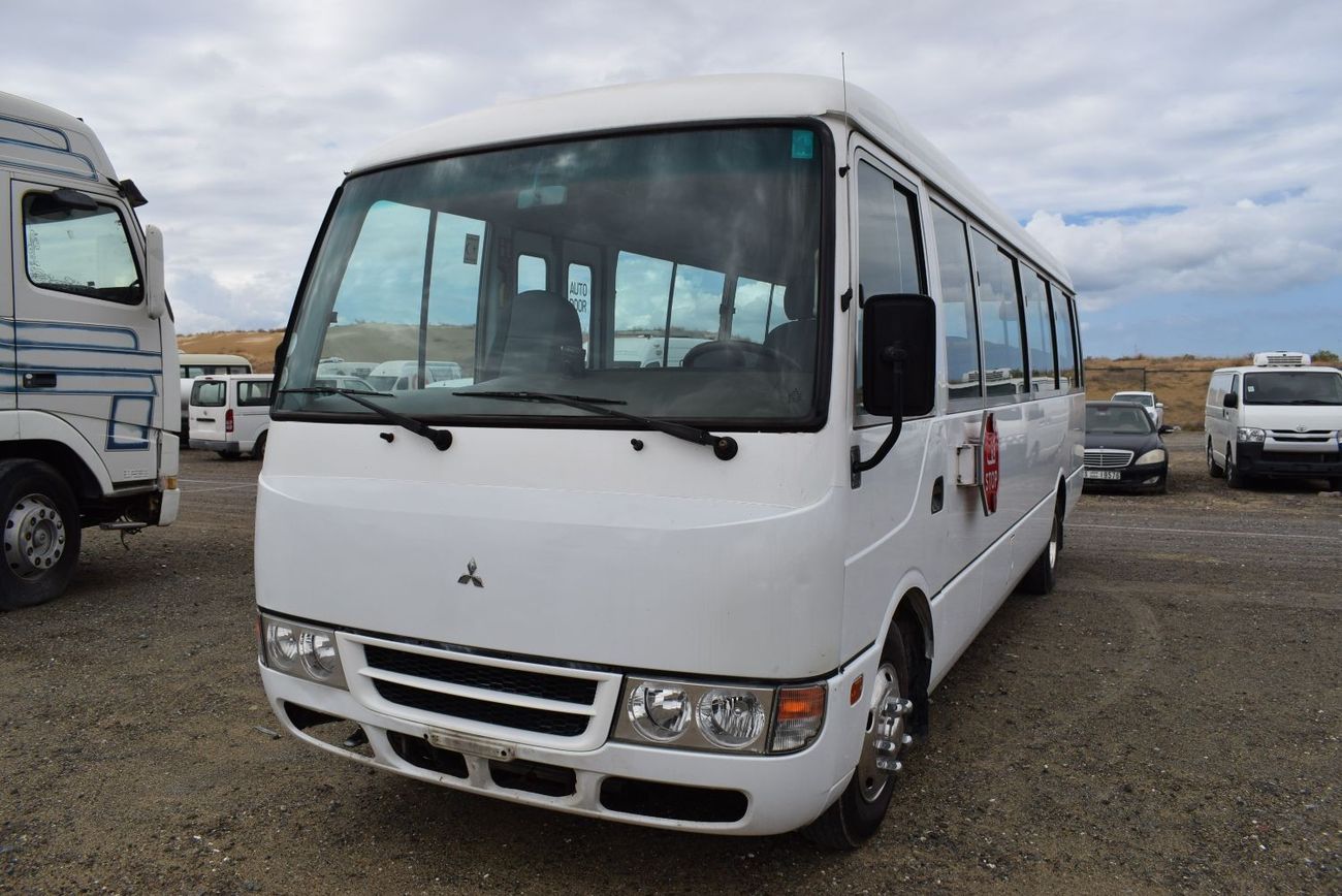 Mitsubishi Rosa Mitsubishi Rosa Bus, Model:2015. Excellent condition