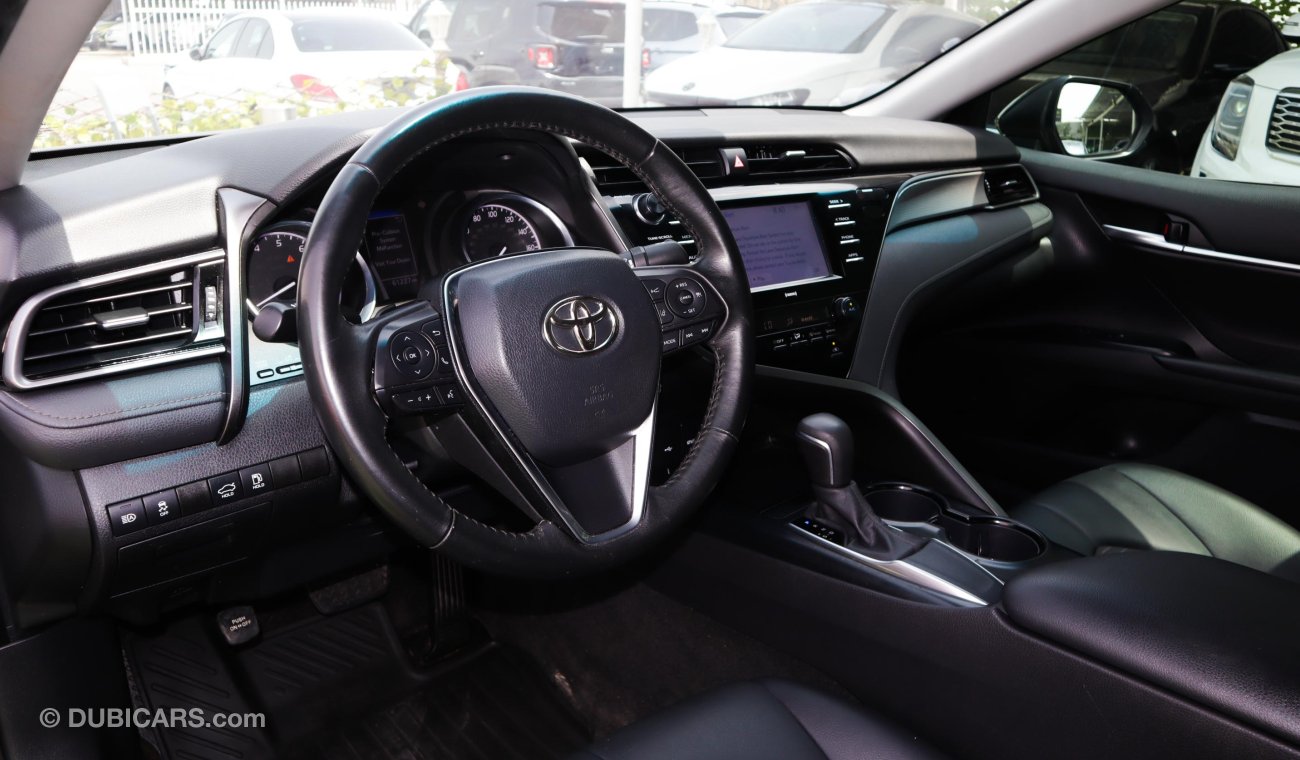 Toyota Camry SE