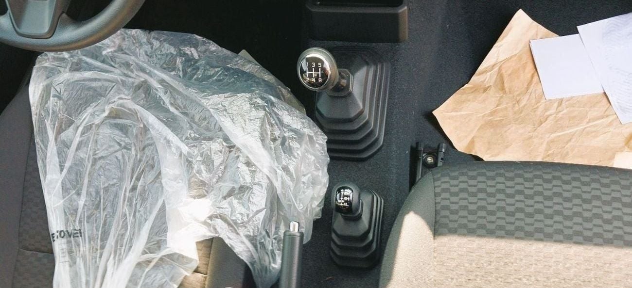 Suzuki Jimny Suzuki Jimny GLX 1.5L Petrol 4WD 2024YM | Export Price