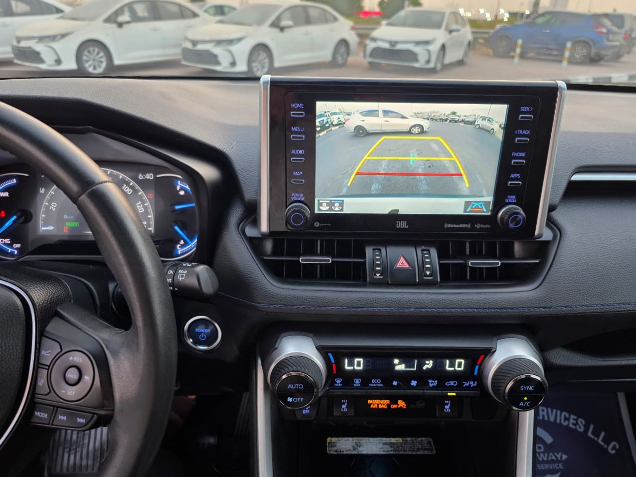 Toyota RAV4 2020 XSE hybrid Sunroof , 4x4 , Push button and original leather