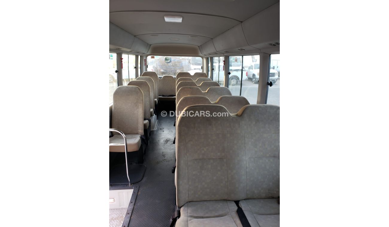 Toyota Coaster M/T 2.8L V4 WHITE 2019 (LOT# 6005111)