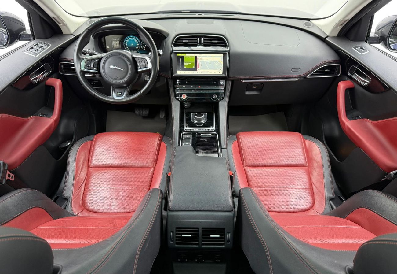 Jaguar F Pace R-Sport 2.0L 2018 Jaguar F-Pace R-Sport, Full Service History, GCC