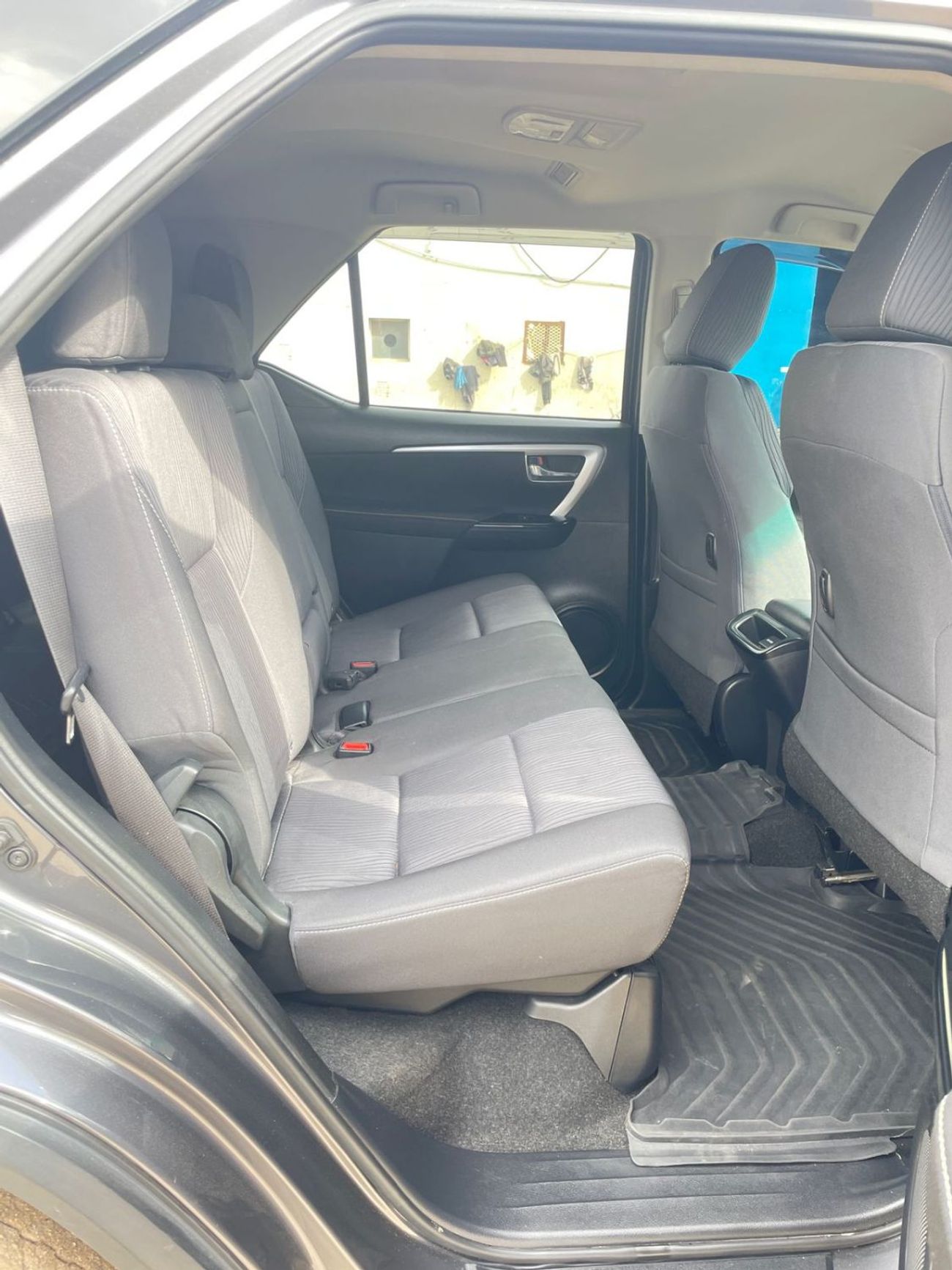 تويوتا فورتونر right hand drive diesel 2.8 liter