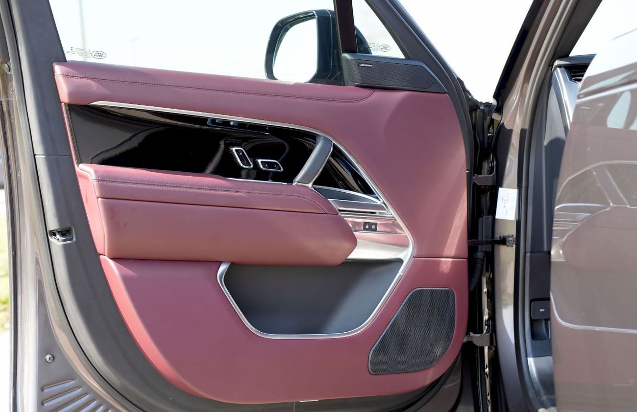 Land Rover Range Rover 2023 GCC specification