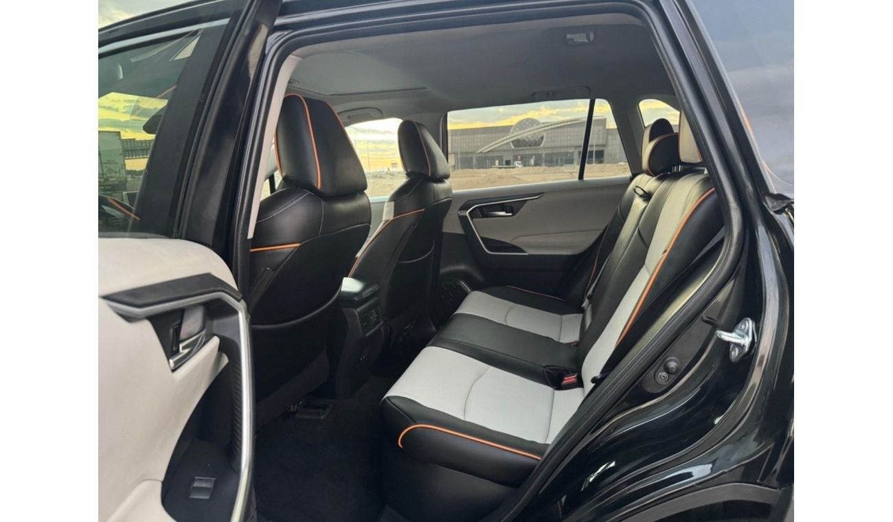 تويوتا راف ٤ 2020 HYBRID KEYLESS FULL OPTION 4WD CANADA SPEC