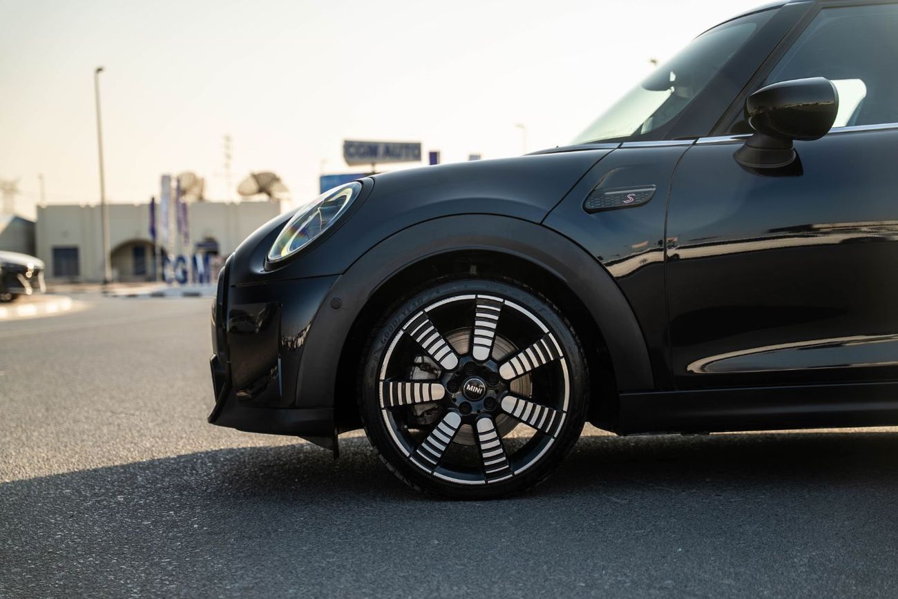 ميني كوبر إس 2023 Agency Warranty Full Service History GCC 2.0L Turbo 4 Cylinders Low Mileage