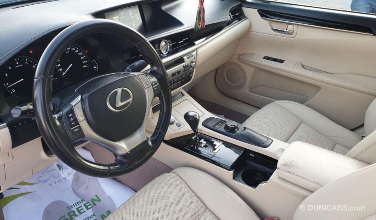 Lexus ES 330 Lexus ES350 a model 2015