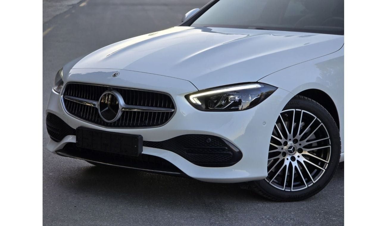 مرسيدس بنز C 300 MERCEDES C-300 2024 KOREAN ORGINAL PAINT // FULL OPITION