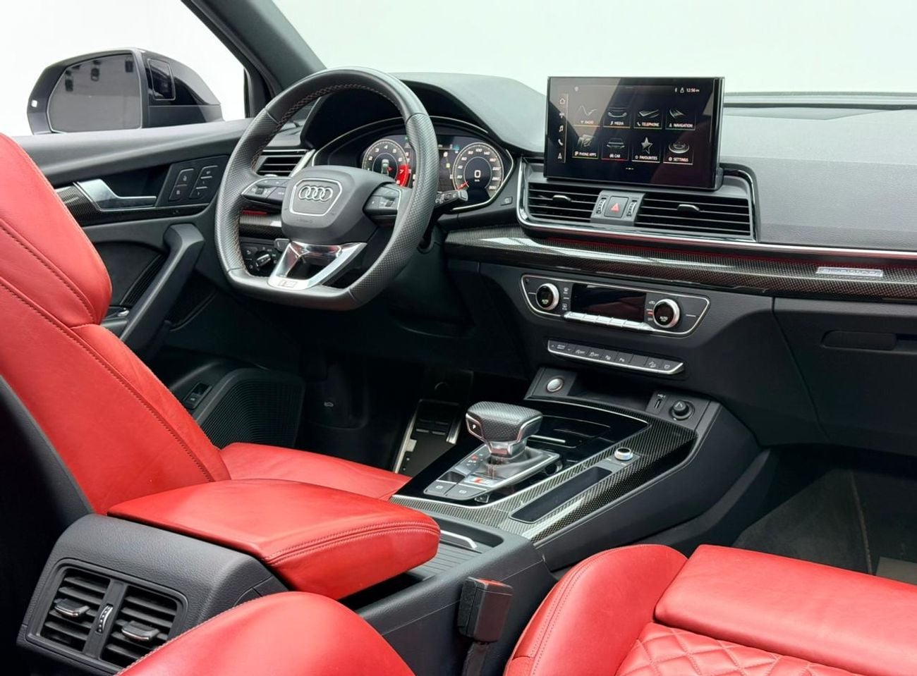Audi SQ5 TFSI quattro 3.0L 2023 SQ5 3.0 TFSI Quattro, Audi Warranty+Full Service History, GCC