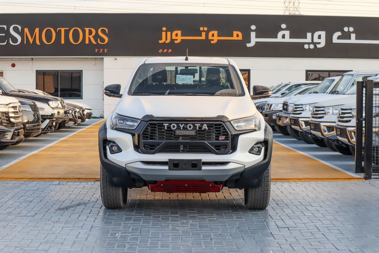 تويوتا هيلوكس GR Sport 4.0L