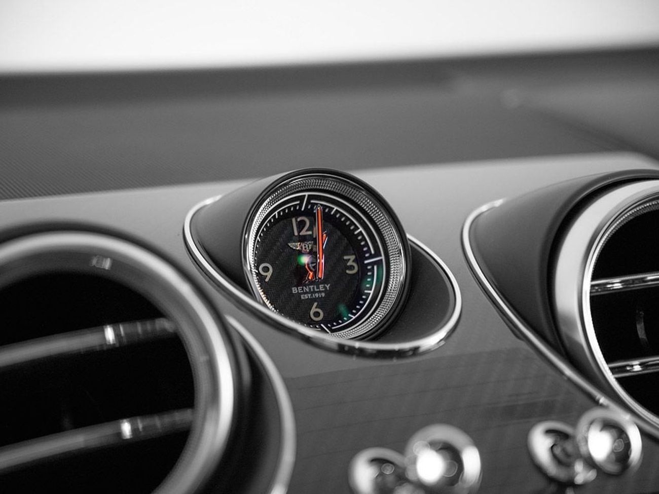 Bentley Bentayga 2020 Bentley Bentayga Speed 6.0L W12 / Colour PPF