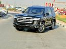 تويوتا لاند كروزر GXR Toyota landcuriser V6 Years 2017 full upgrade inside and outside 2025 full option 4.0 L petrol