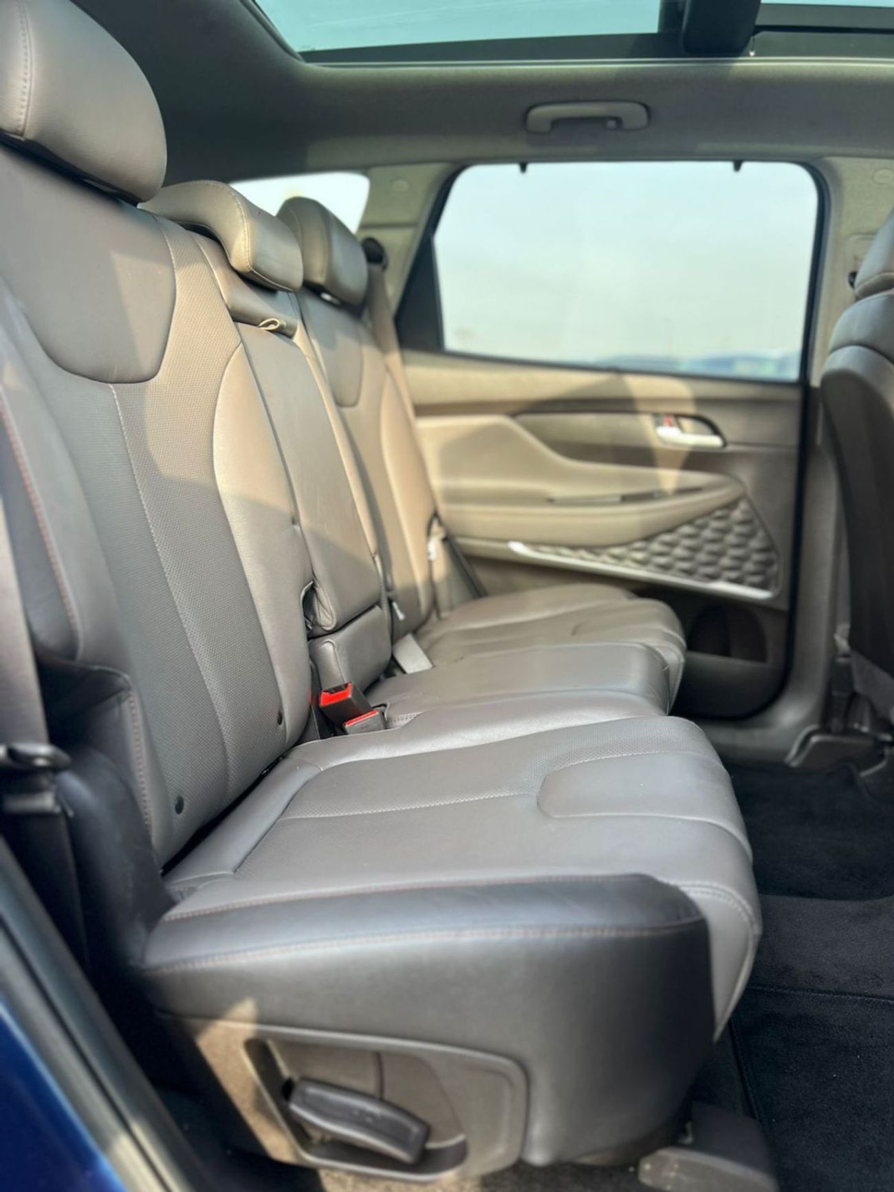 Hyundai Santa Fe 2020 Hyundai Santafe Full Option Panoramic View - 2.4L V4 - With Radar & Sensor -