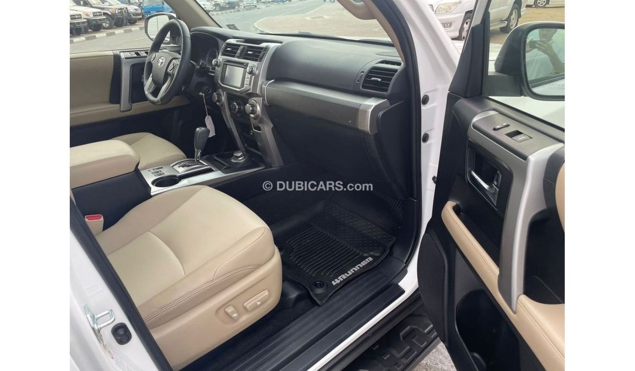 Toyota 4Runner *Offer*2019 Toyota 4Runner SR5 premium 4x4 Full Option /5% VAT LOCAL REG