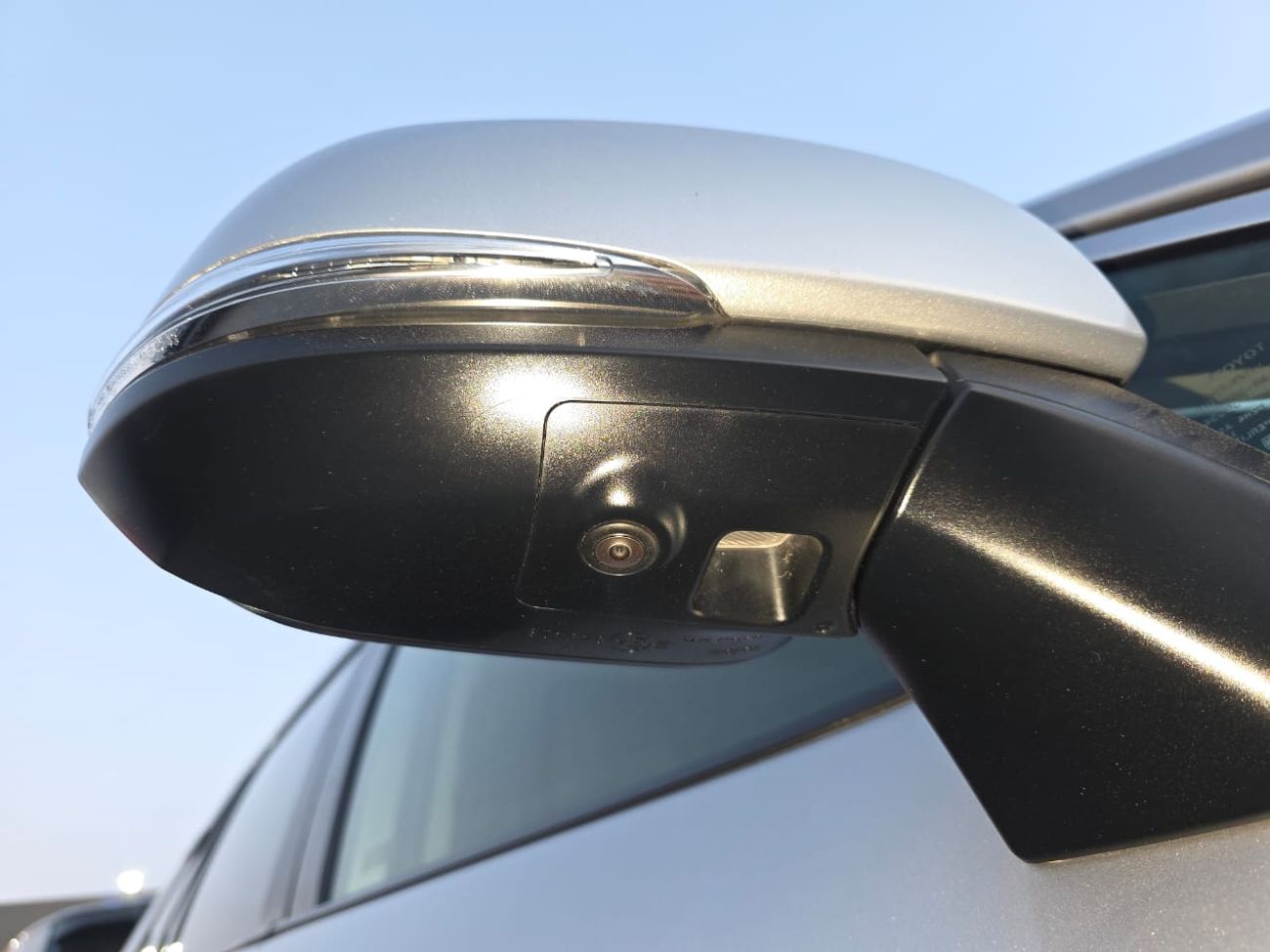 تويوتا راف ٤ petrol 2.0 liter full option right hand drive only for export available