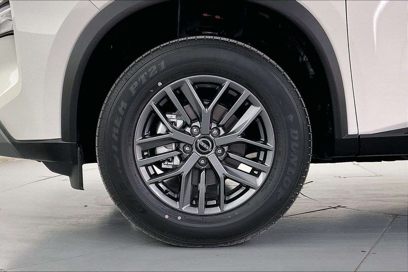 نيسان إكس تريل S | سنة ضمان مجانية | نسبة التمويل 1.99% | خالية من أضرار الفيضانات