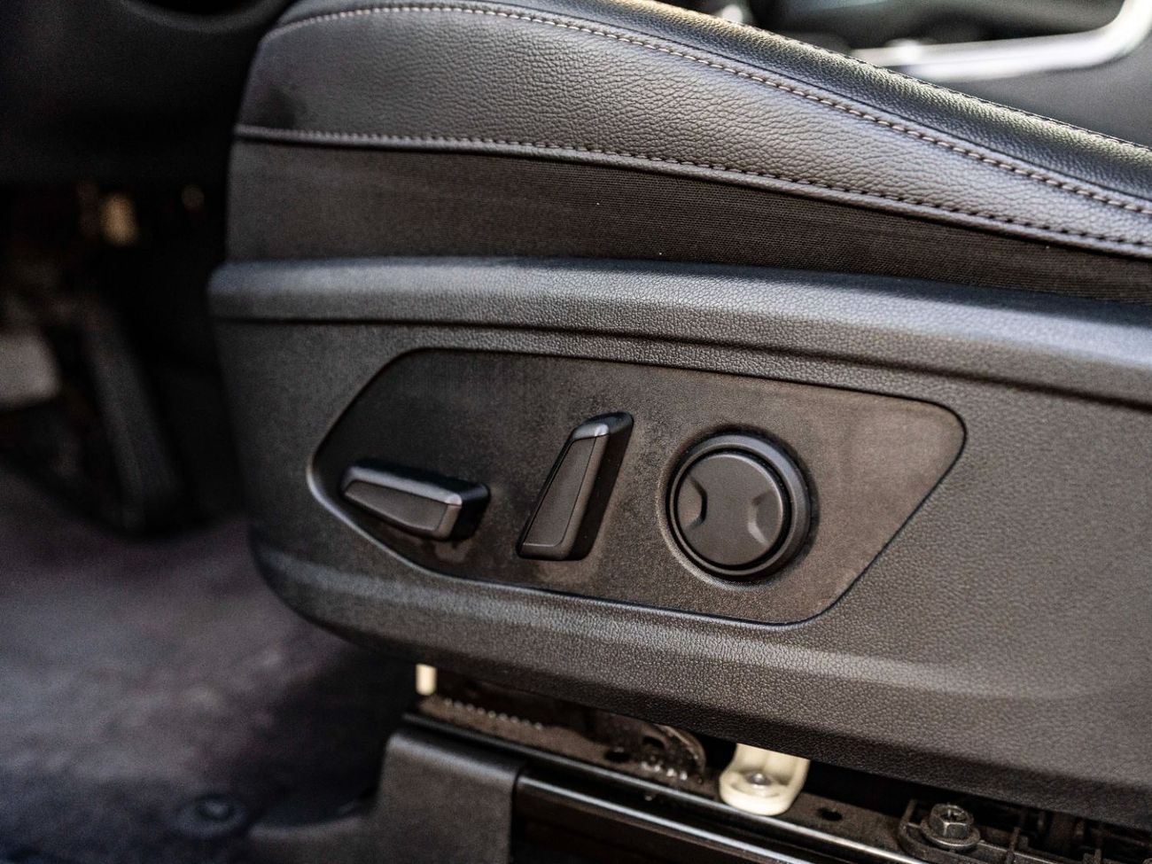 كيا سورينتو EX DLX