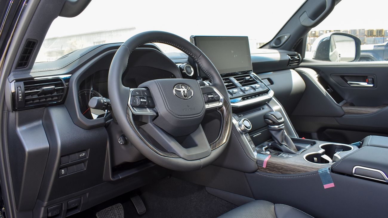 Toyota Land Cruiser VXR 3.5L TWIN TURBO YM 2024 (EXPORT ONLY)