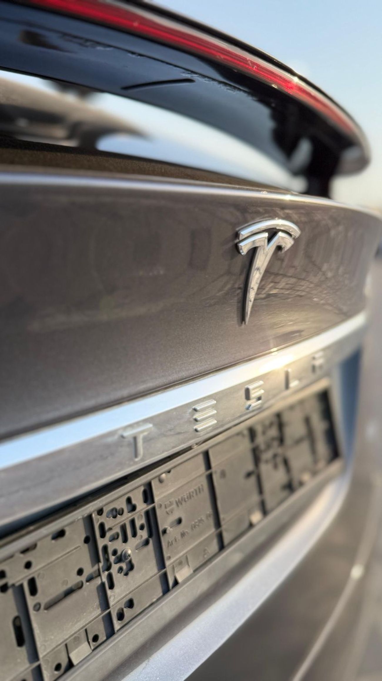 تسلا موديل اكس Long Range (AWD)