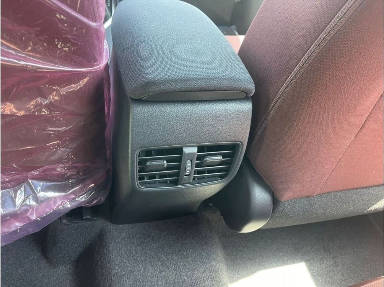 تويوتا كورولا كروس 2023 TOYOTA COROLLA CROSS 1.8L Hybrid Automatic Zero KM