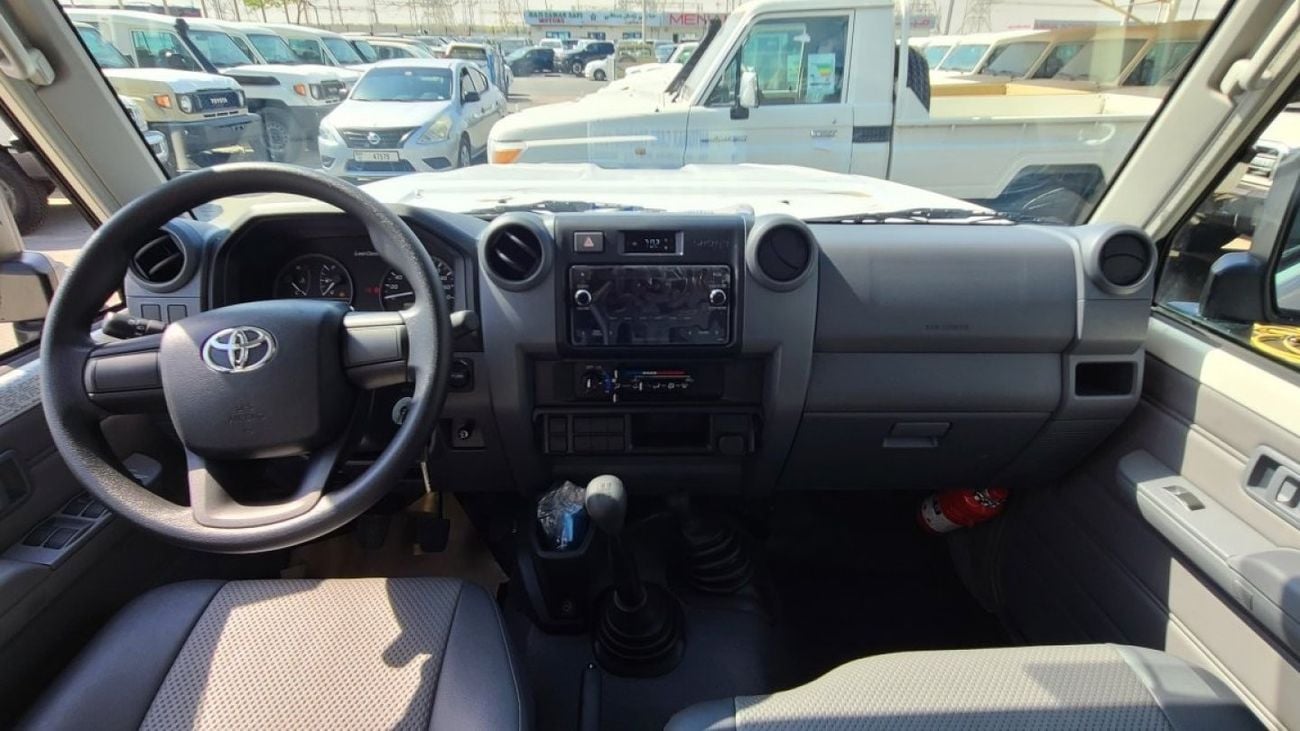 Toyota Land Cruiser 70 Toyota Land Cruiser 76 4.2L STD M/T DSL 2024