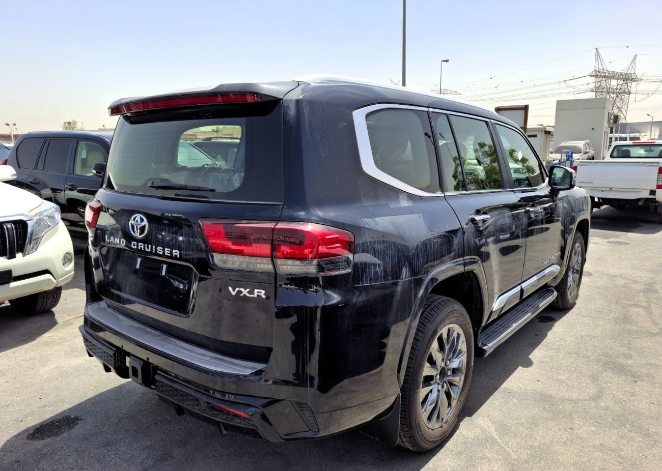 تويوتا لاند كروزر Toyota Landcruiser VXR 3.3L 2024 Black Diesel (Export Only)