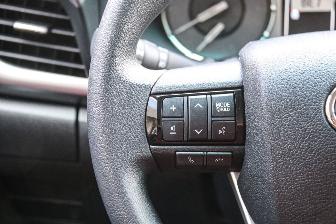 Toyota Hilux Toyota Hilux Manual 2025 | Manual  | 2.7L | Best Export Price