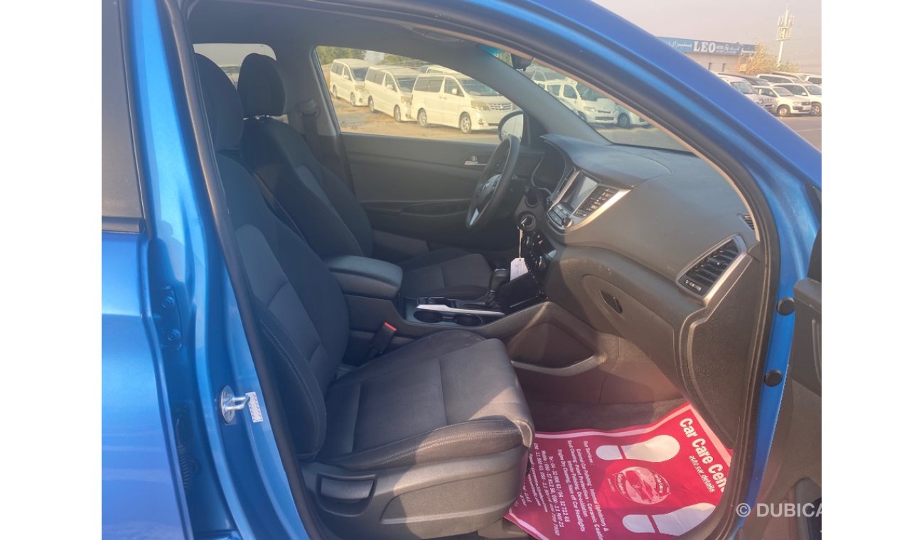 Hyundai Tucson AWD 2.0L V4 2018 AMERICAN SPECIFICATION
