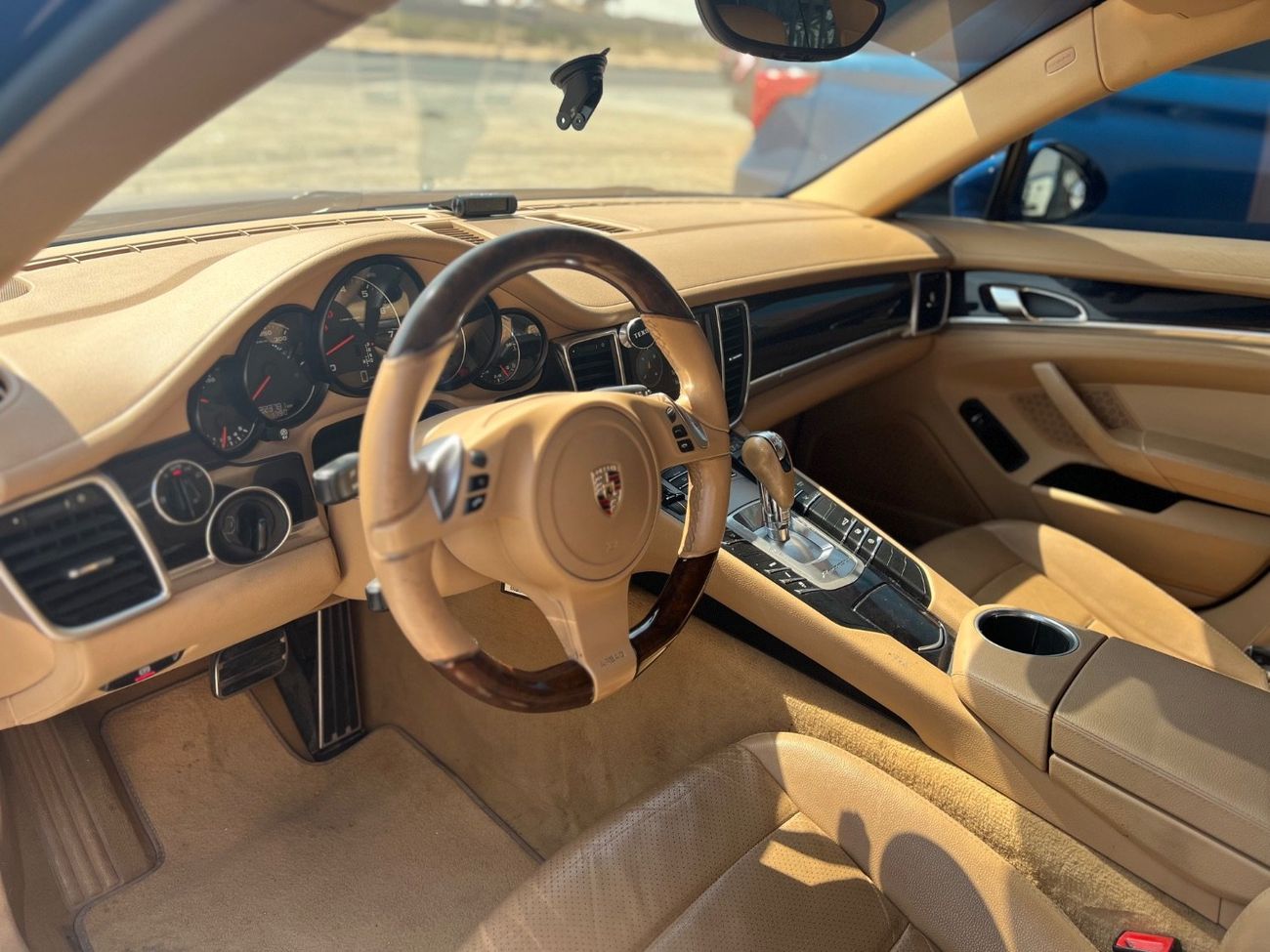 Porsche Panamera Std 3.6L (296 HP) Panamera | 3.6L | V6 | GCC