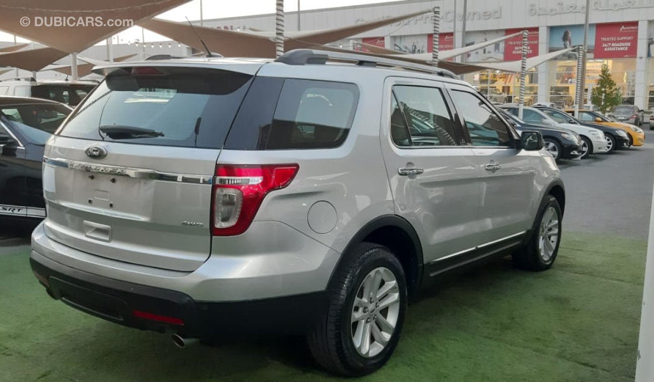 Ford Explorer Gulf - agency condition - No. 2 - cruise control - control - alloy wheels - sensors - wood - back wi