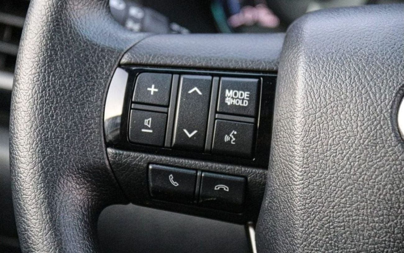 تويوتا هيلوكس Toyota Hilux Adventure 4.0L petrol V6 full option 2024