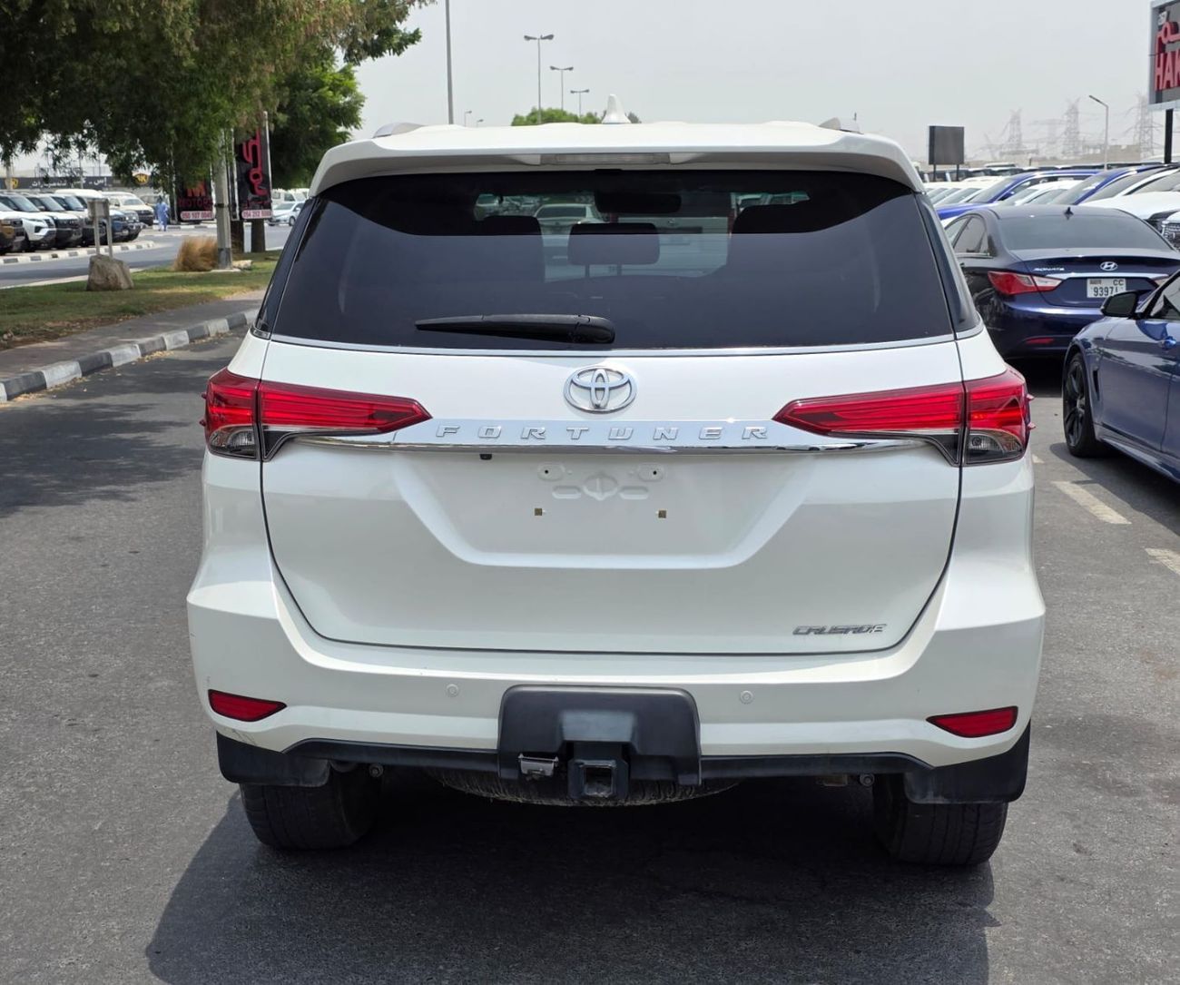 Toyota Fortuner diesel 2,8 liter right hand drive leather power seats with back camera