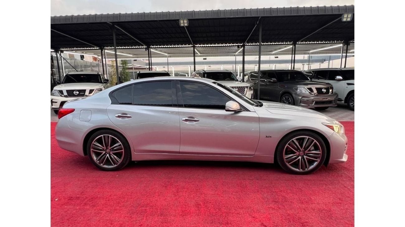 Infiniti Q50 Sport