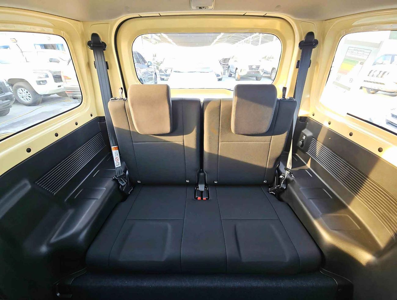 Suzuki Jimny DUAL TONE / GLX / A/T / 1.5L V4 PETROL / 3 DOOR / ALL GRIP OFF ROAD / 4WD (CODE # GLX)