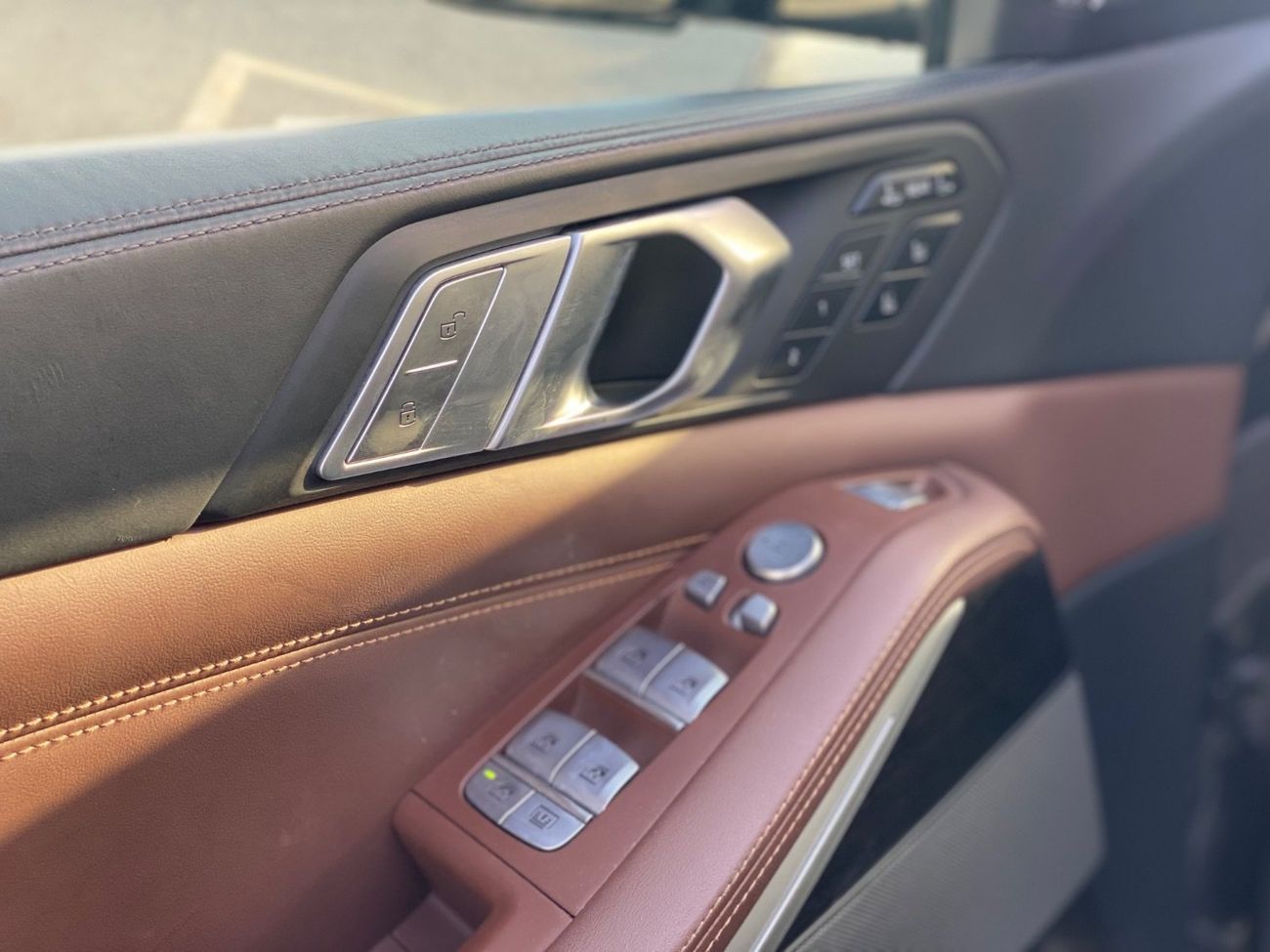 BMW X7 xDrive40i Luxury M Sport Package 3.0L