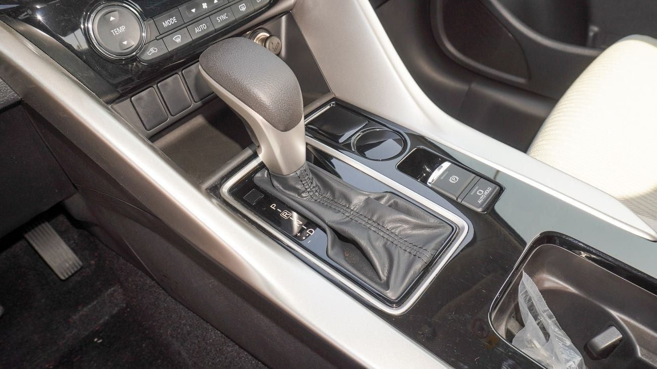 Mitsubishi Eclipse Cross Brand New Mitsubishi EclipseCrossMEDLINE 2025 Export 1.5L A/TPetrol |Red/Silver|ECLIPSECROSS-GLS-ML