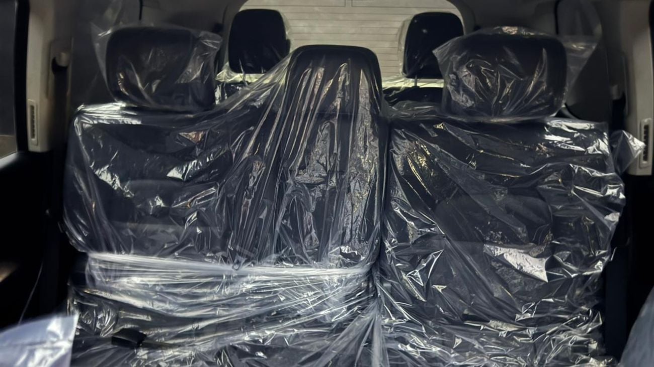 تويوتا لاند كروزر diesel 4.5 liter ,right hand drive ,full option ,for export only