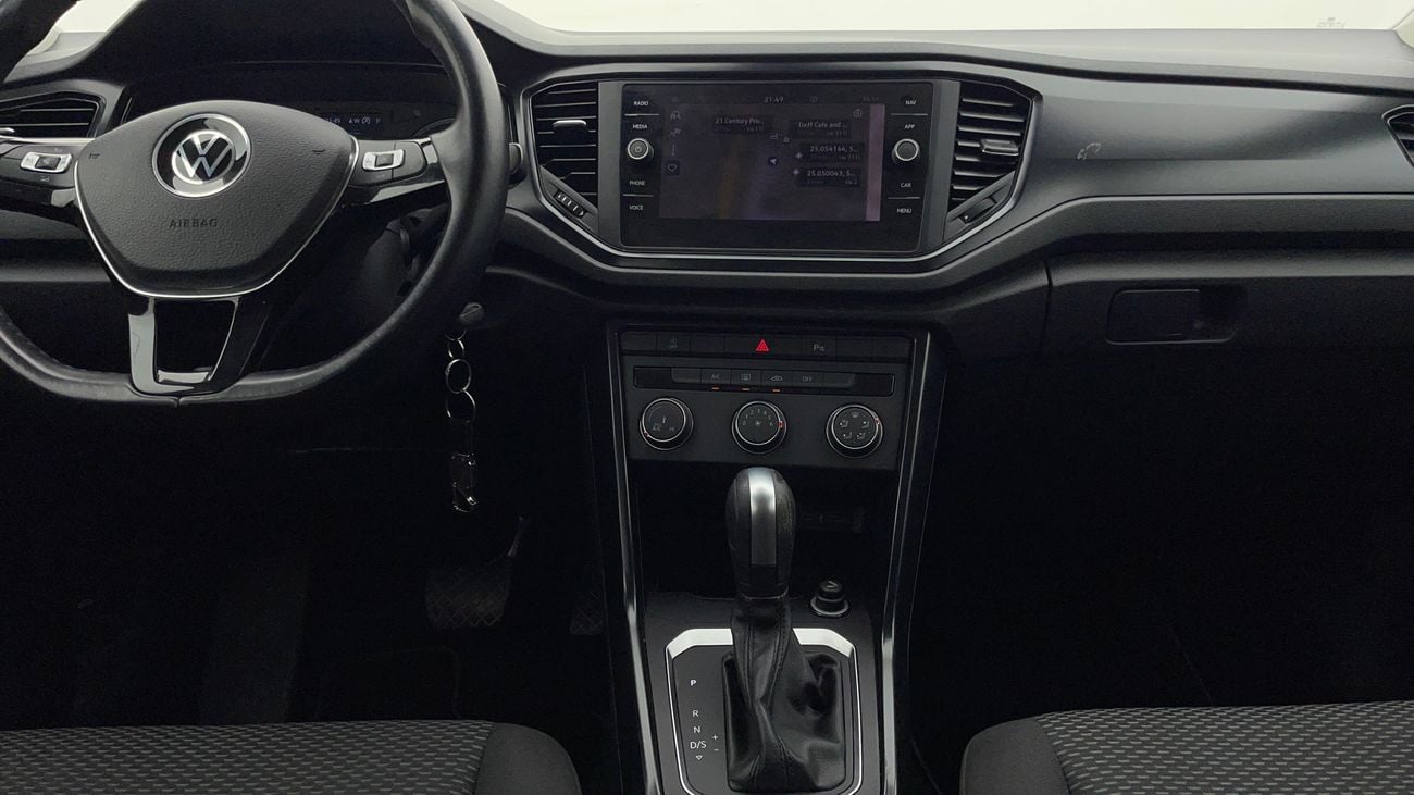 فولكس واجن T ROC 2021 TREND | AED 679/Month | 0 DP | 30 Day Return | Warranty | Service History