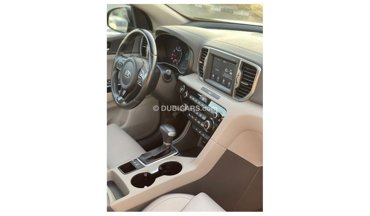 Kia Sportage 2018 Kia Sportage EX 2.4L 4X4 Full Option Panorama / Export only