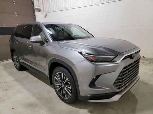 Toyota Grand Highlander PLATINUM HYBRID MAX