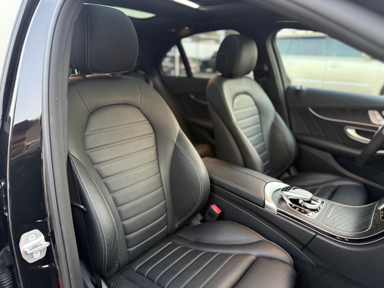 مرسيدس بنز سي 43 ايه ام جي